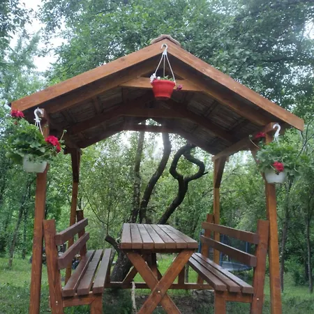 Дом отдыха Hidden Garden Kide